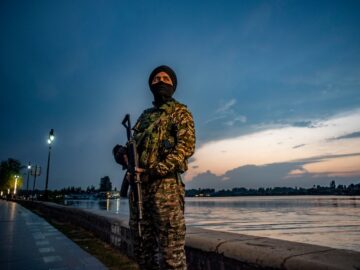 India-Pakistan most current: Trump pledges to deal with Kashmir disagreement after ceasefire holds over night